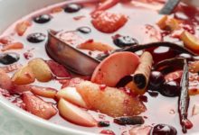 Compote van zomerfruit