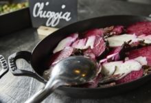 In zoutkorst gegaarde chioggiabiet