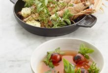 Koude consommé van tomaat en langoustines
