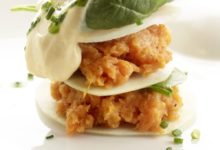 Lasagna van zoete aardappel met koolrabi en spinazie