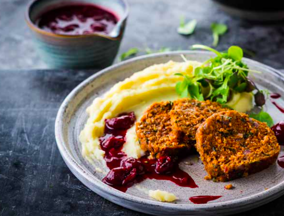 gehaktbrood met krieken
