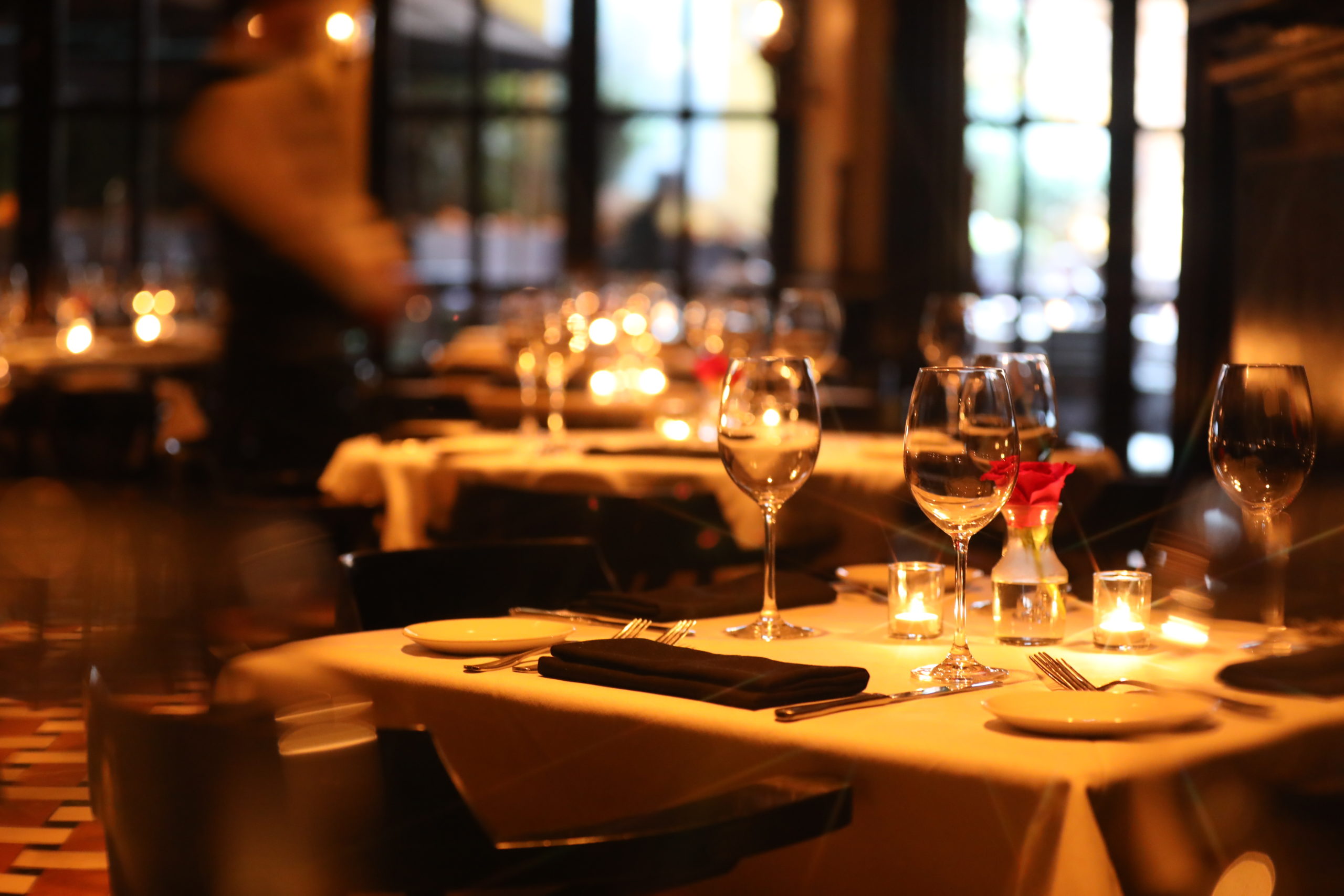 op restaurant gaan