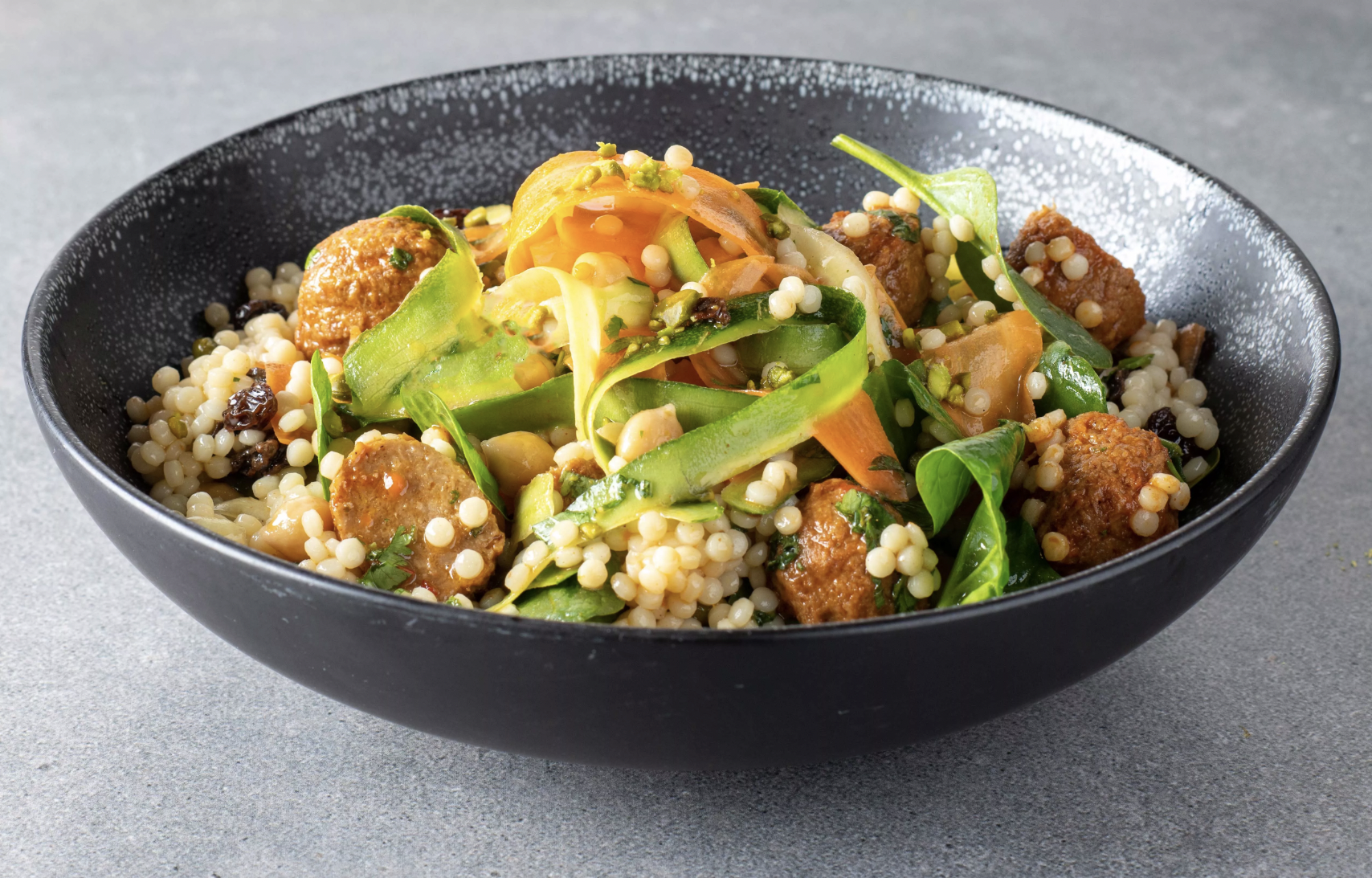 Marrakesh delight: couscousalade met vegetarische balletjes